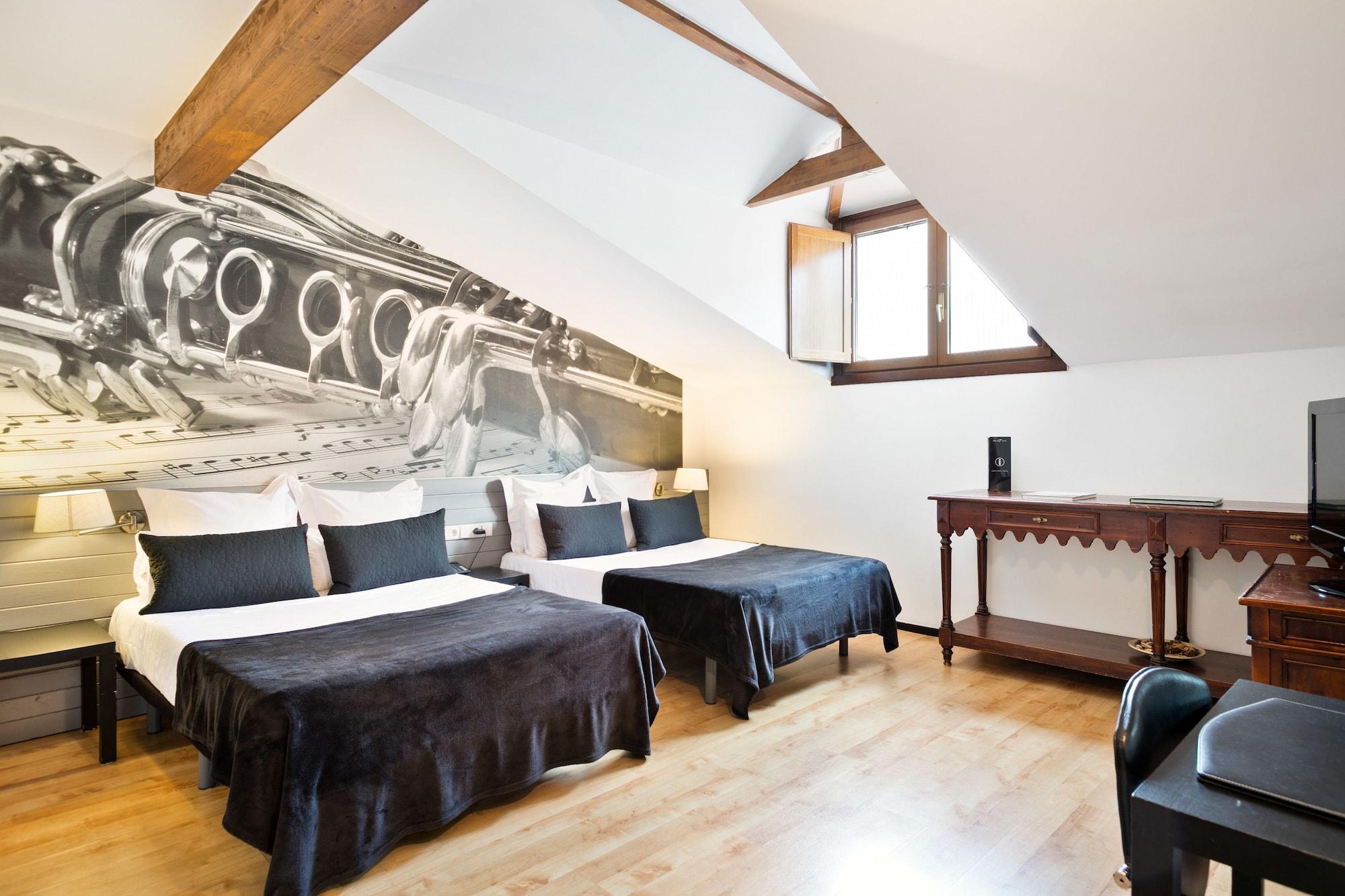 Abba Jazz Hotel Vitoria Bagian luar foto