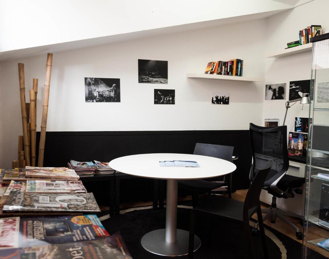 Abba Jazz Hotel Vitoria Bagian luar foto
