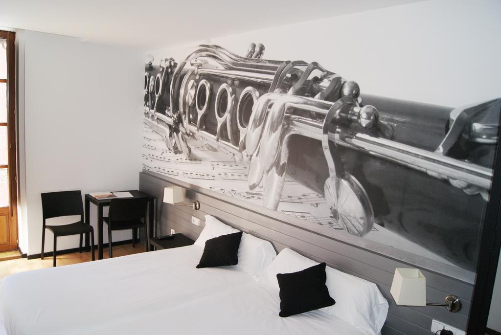 Abba Jazz Hotel Vitoria Bagian luar foto