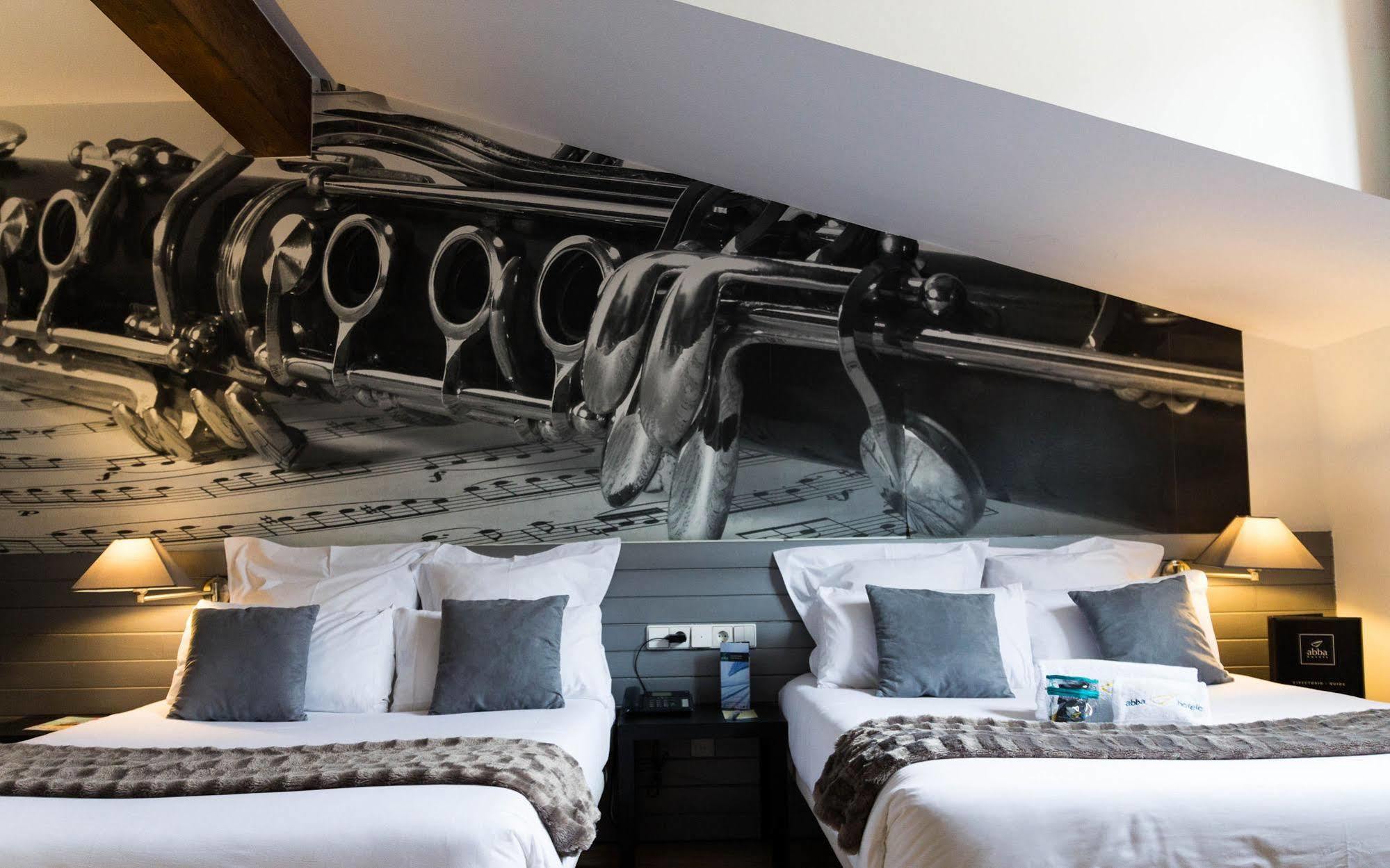 Abba Jazz Hotel Vitoria Bagian luar foto