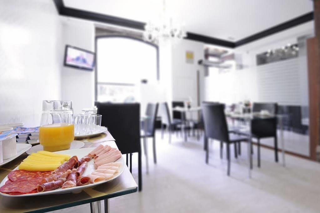 Abba Jazz Hotel Vitoria Bagian luar foto