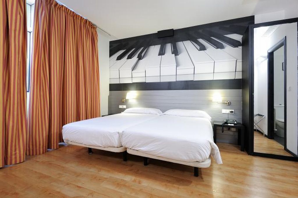 Abba Jazz Hotel Vitoria Bagian luar foto